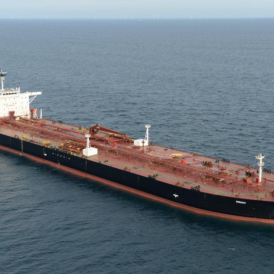 Sanctions-evading Russian oil ships could pollute the Arctic, PM's adviser warns